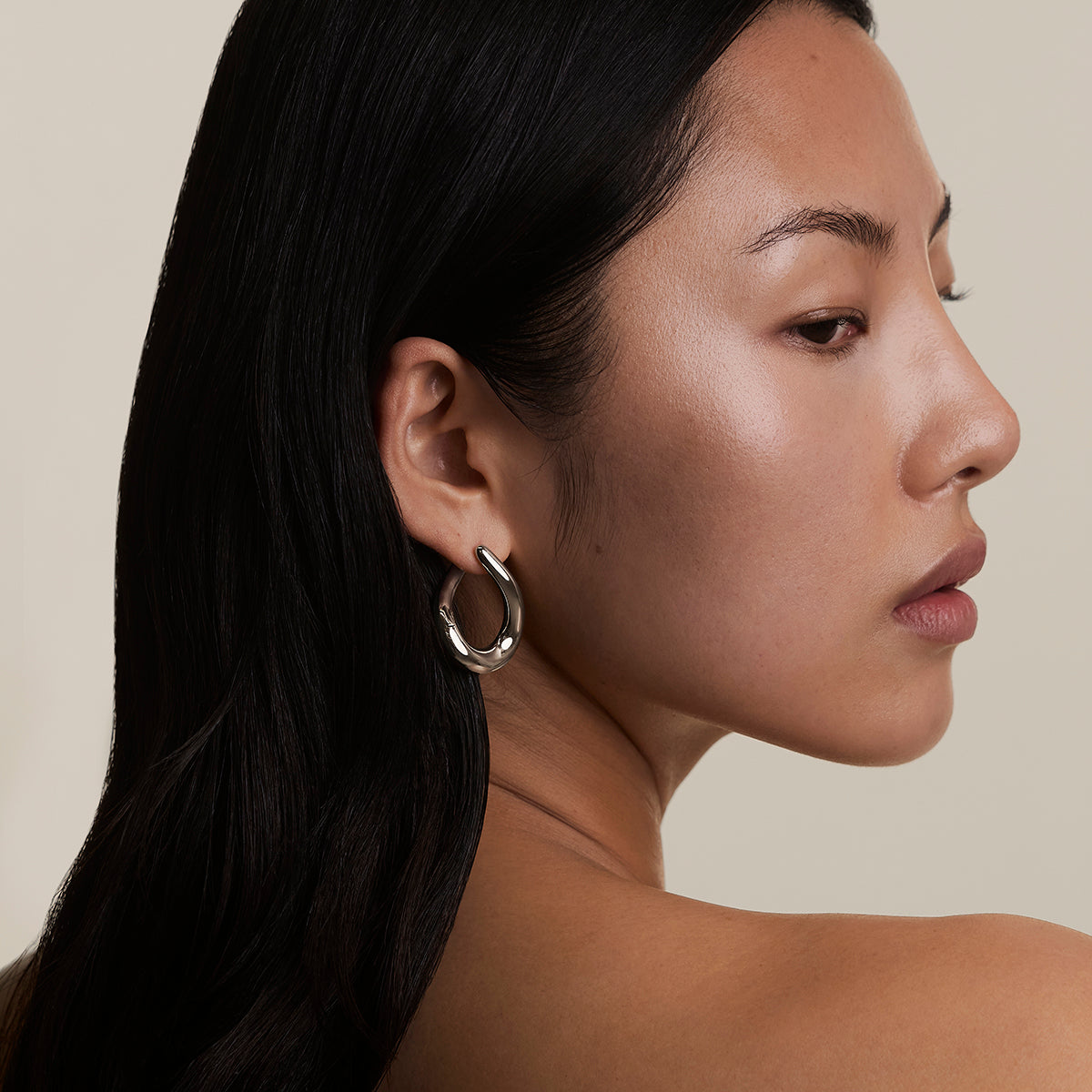 Molten XL Hoops in Silver-Astrid & Miyu