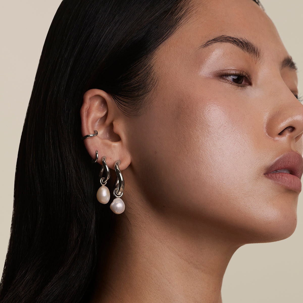 Serenity Pearl Charm XL Hoops in Silver-Astrid & Miyu