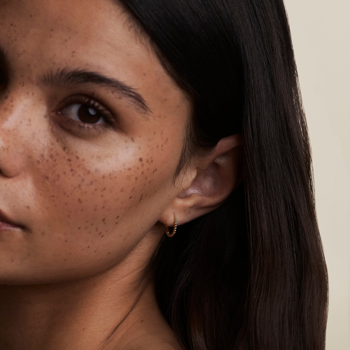 Rope Huggies in Solid Gold-Astrid & Miyu