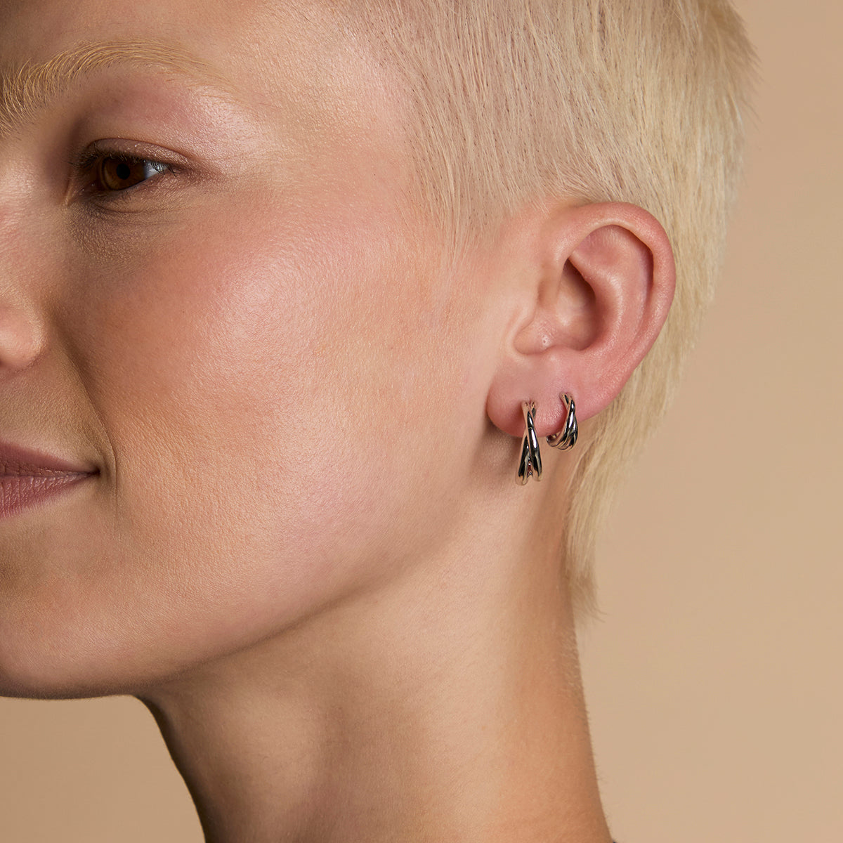 Crossover Illusion Hoops Stacking Set in Silver-Astrid & Miyu