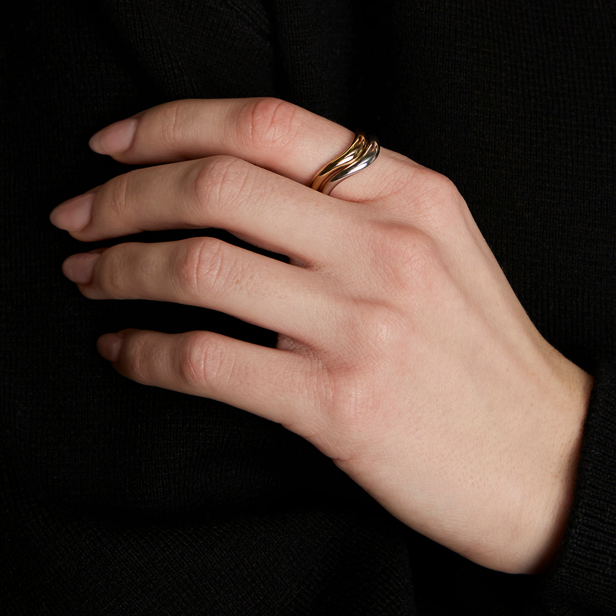 Wave Ring Stacking Set in Mixed Metal-Astrid & Miyu