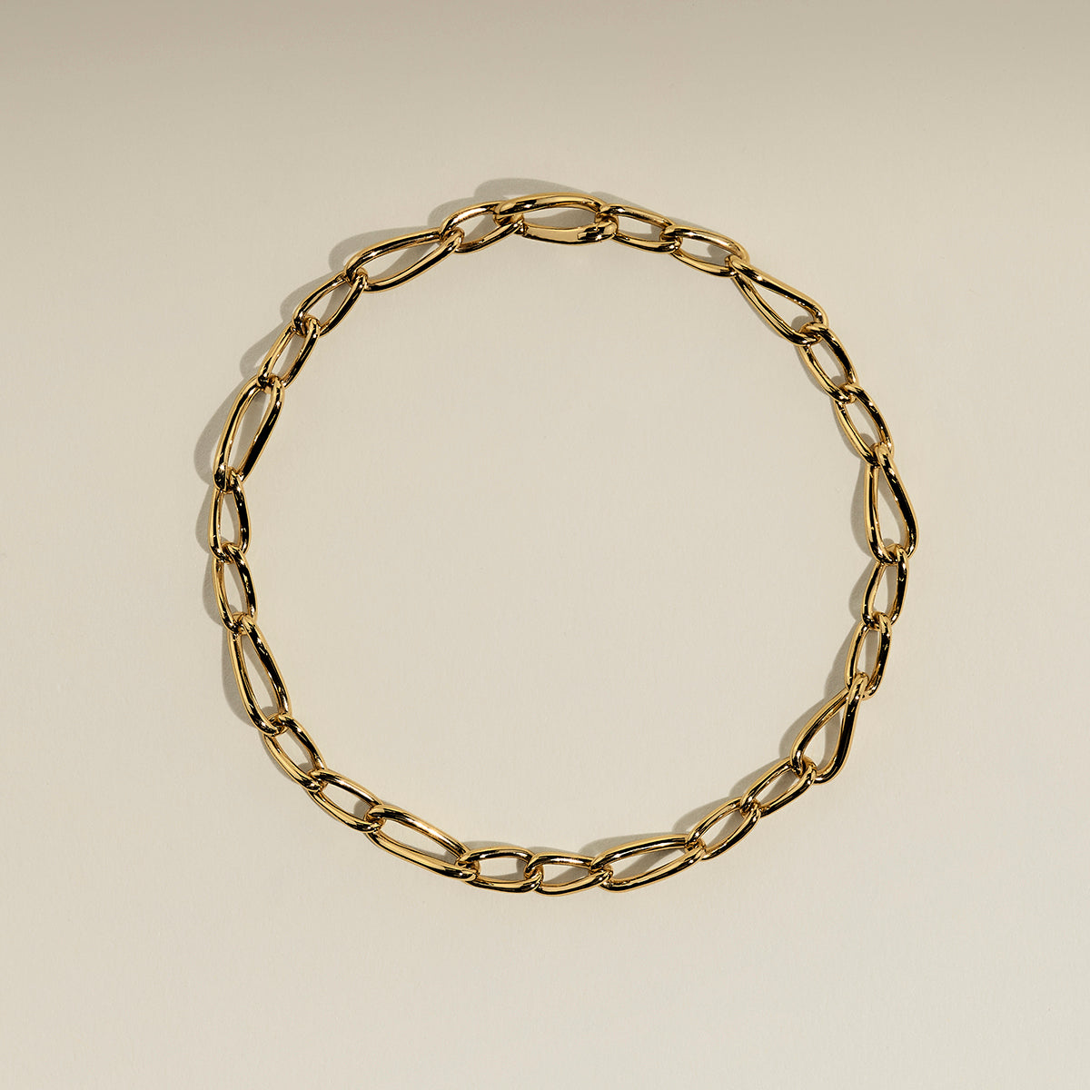 Infinite Slim Chain Bracelet in Gold-Astrid & Miyu