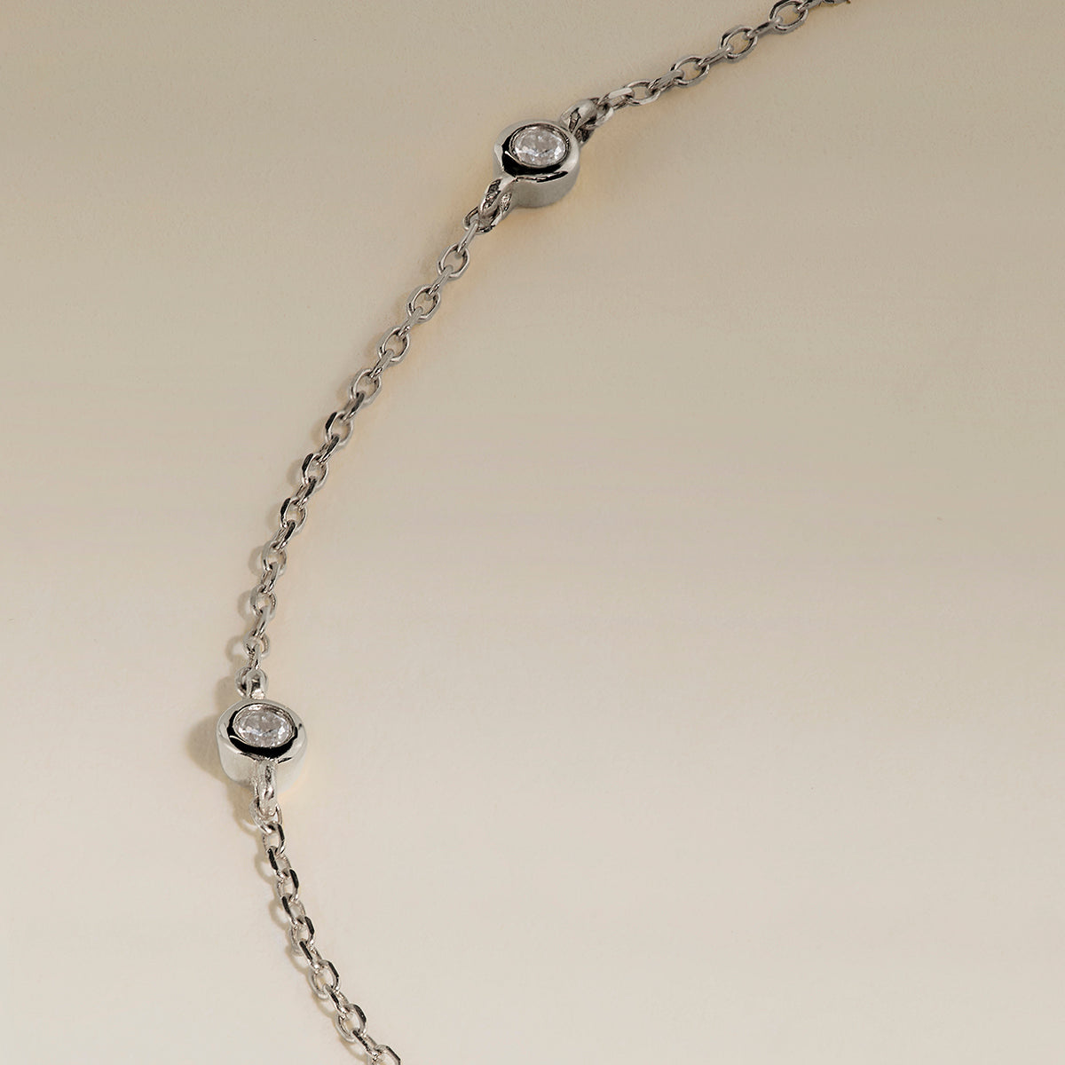 Mayfair Chain Bracelet in Solid White Gold-Astrid & Miyu