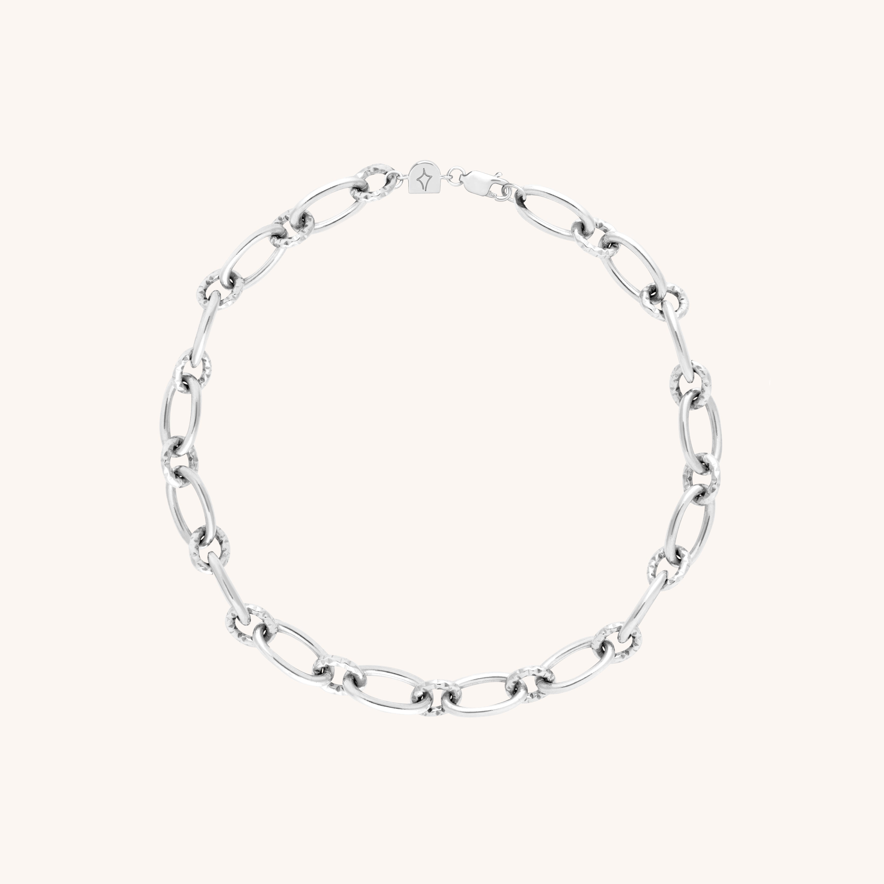 Bracelets - Bold Link Chain Bracelet in Silver - Bracelet - Astrid & Miyu