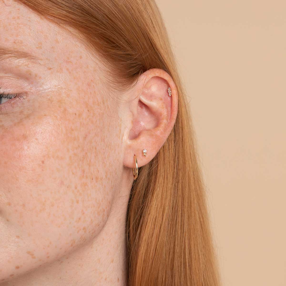 April White Topaz - April Topaz Birthstone Earrings in Solid Gold - Stud Earrings - Astrid & Miyu