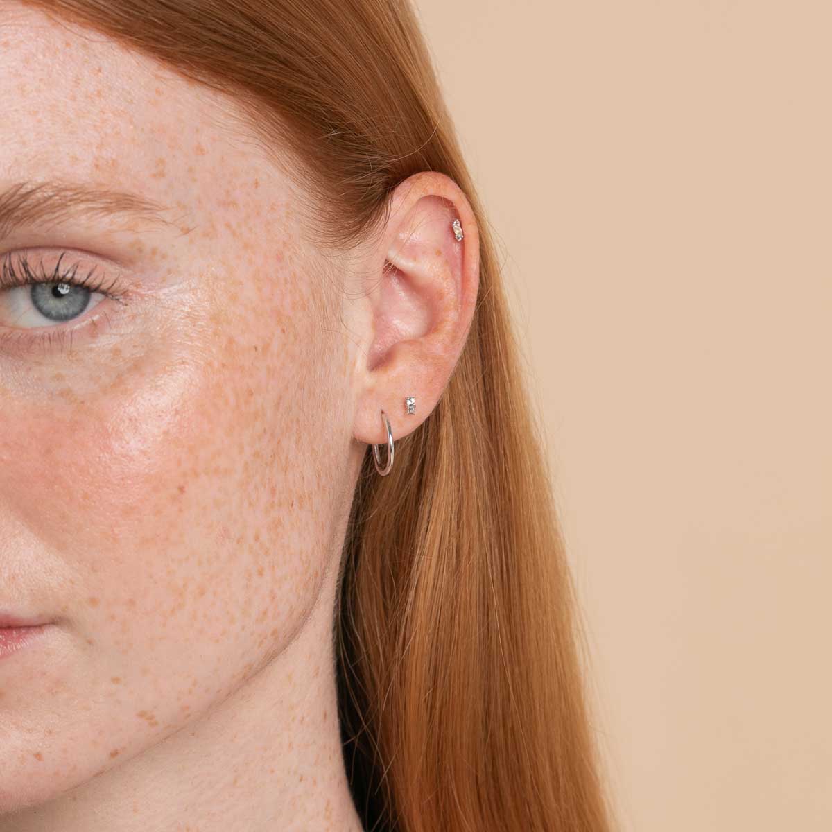 April White Topaz - April White Topaz Birthstone Earrings in Solid White Gold - Stud Earrings - Astrid & Miyu