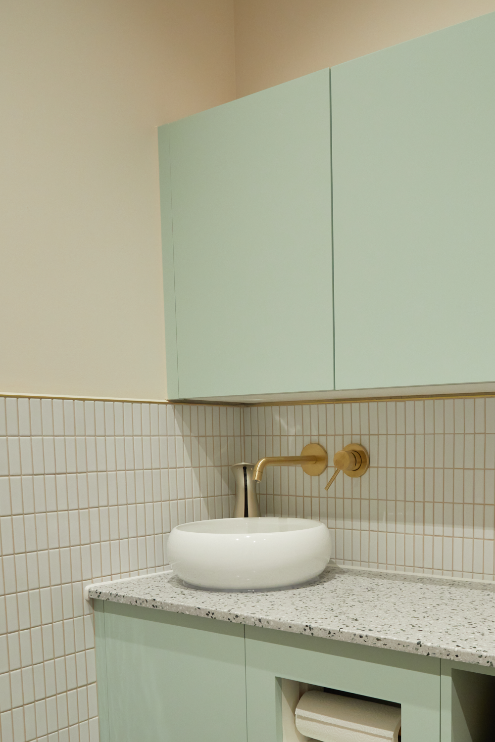 Brass_accents-Astrid & Miyu