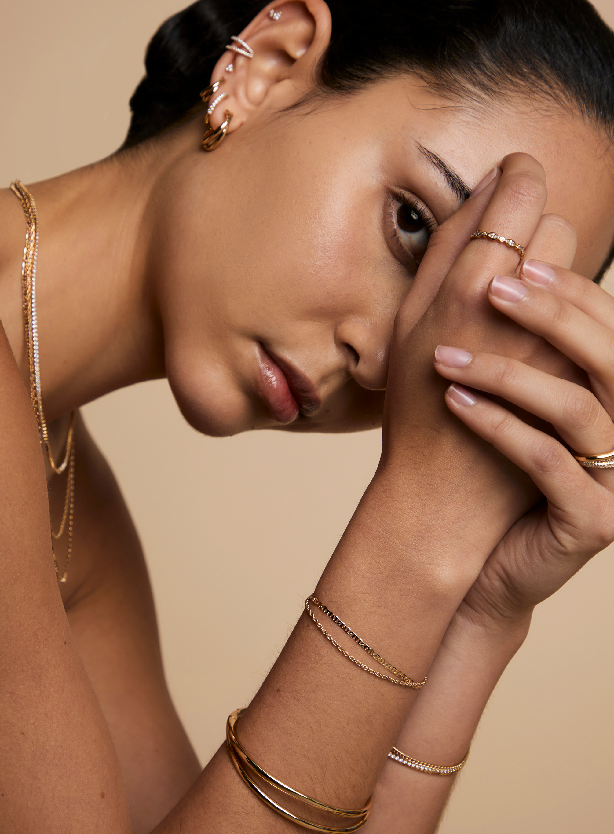 Bridal_Best_Sellers_Desktop_7fc1417e-feb0-4a42-bd53-063b4922961f-Astrid & Miyu