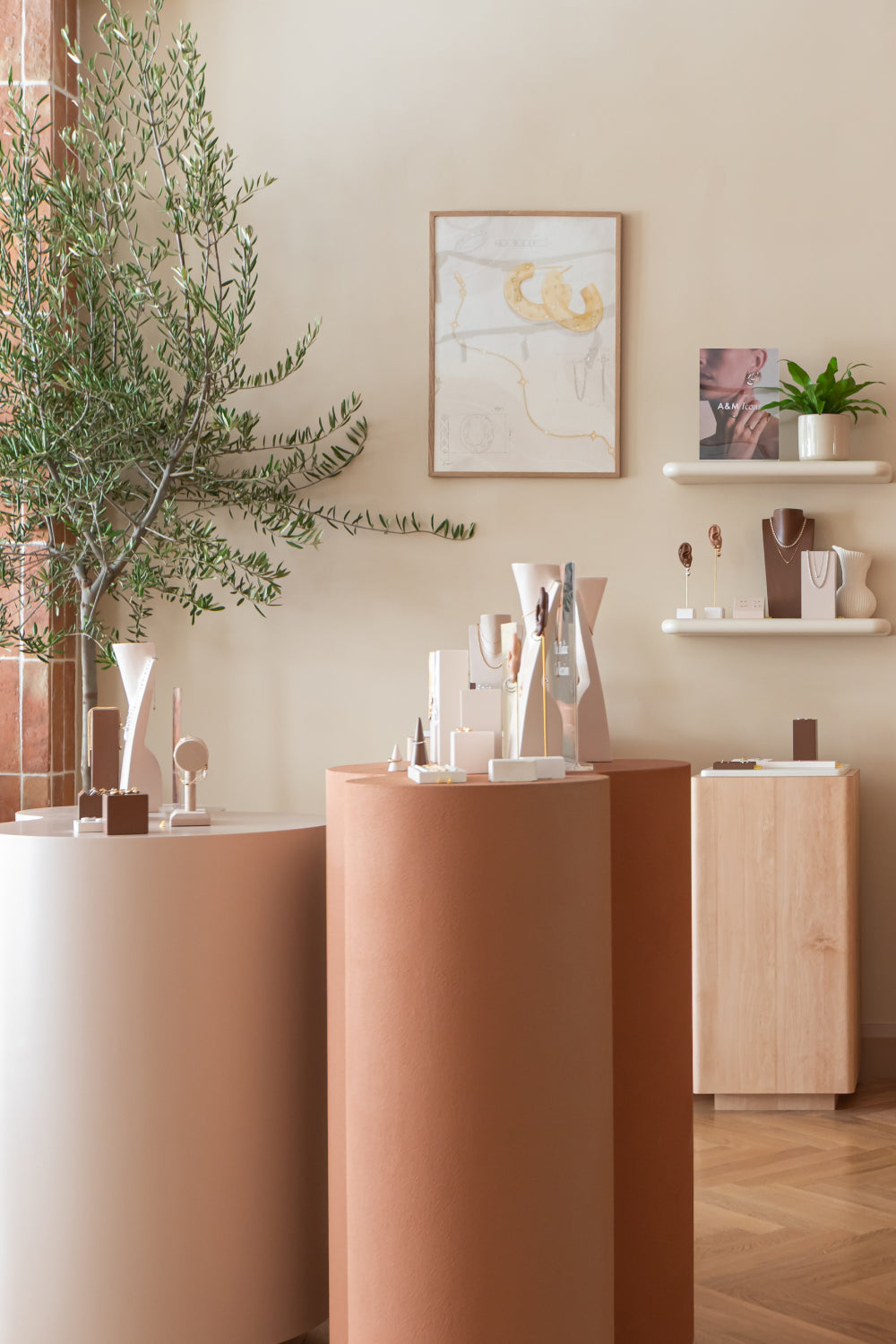 Cosy_Ambience_e3d2d193-6f83-4c97-a94e-c55c5f440515-Astrid & Miyu