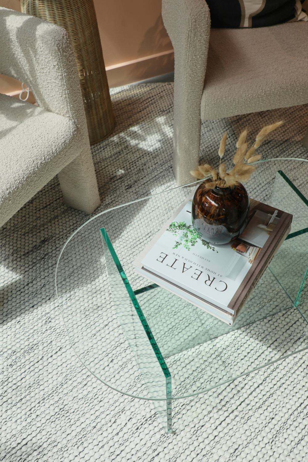 Cosy_ambience-Astrid & Miyu