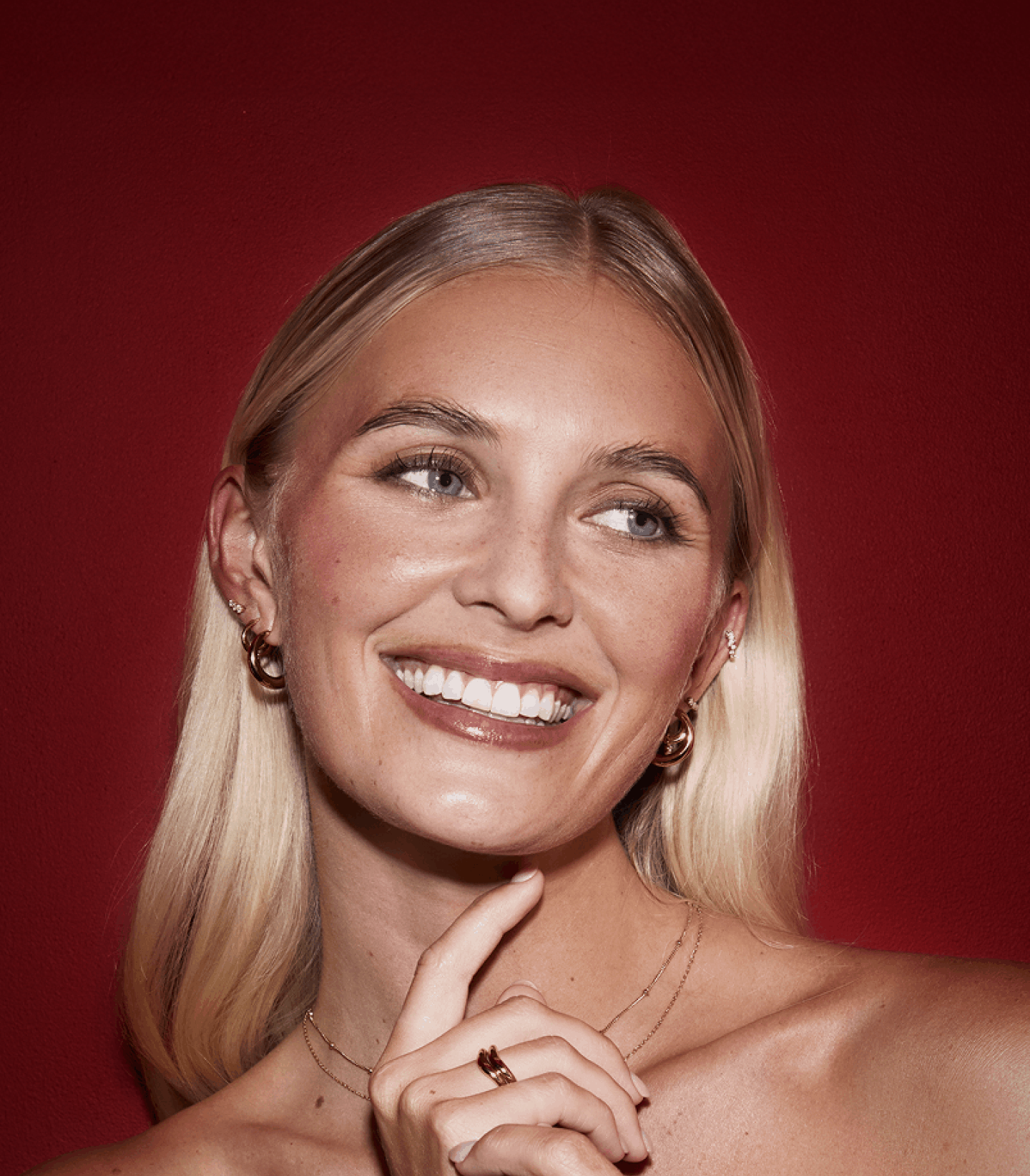 Desktop_2-Astrid & Miyu