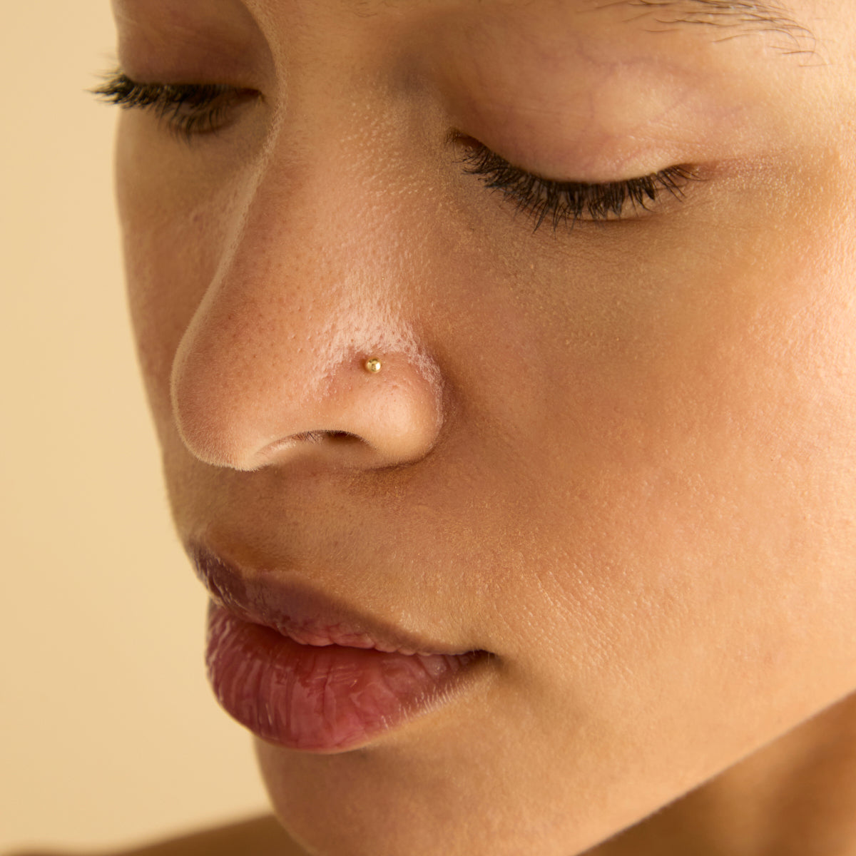 Conch Piercing Jewellery - Essential Ball Titanium Piercing Stud in Gold - Piercing Stud - Astrid & Miyu