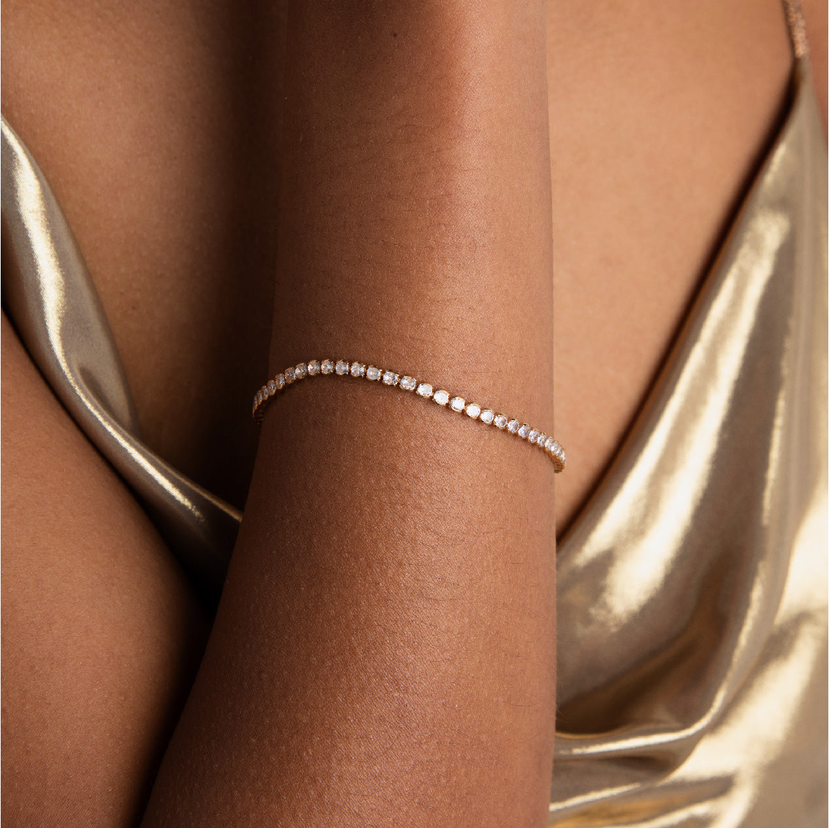 18k Gold Plated Jewellery - Gleam Bold Tennis Chain Bracelet in Gold - Chain Bracelet - Astrid & Miyu