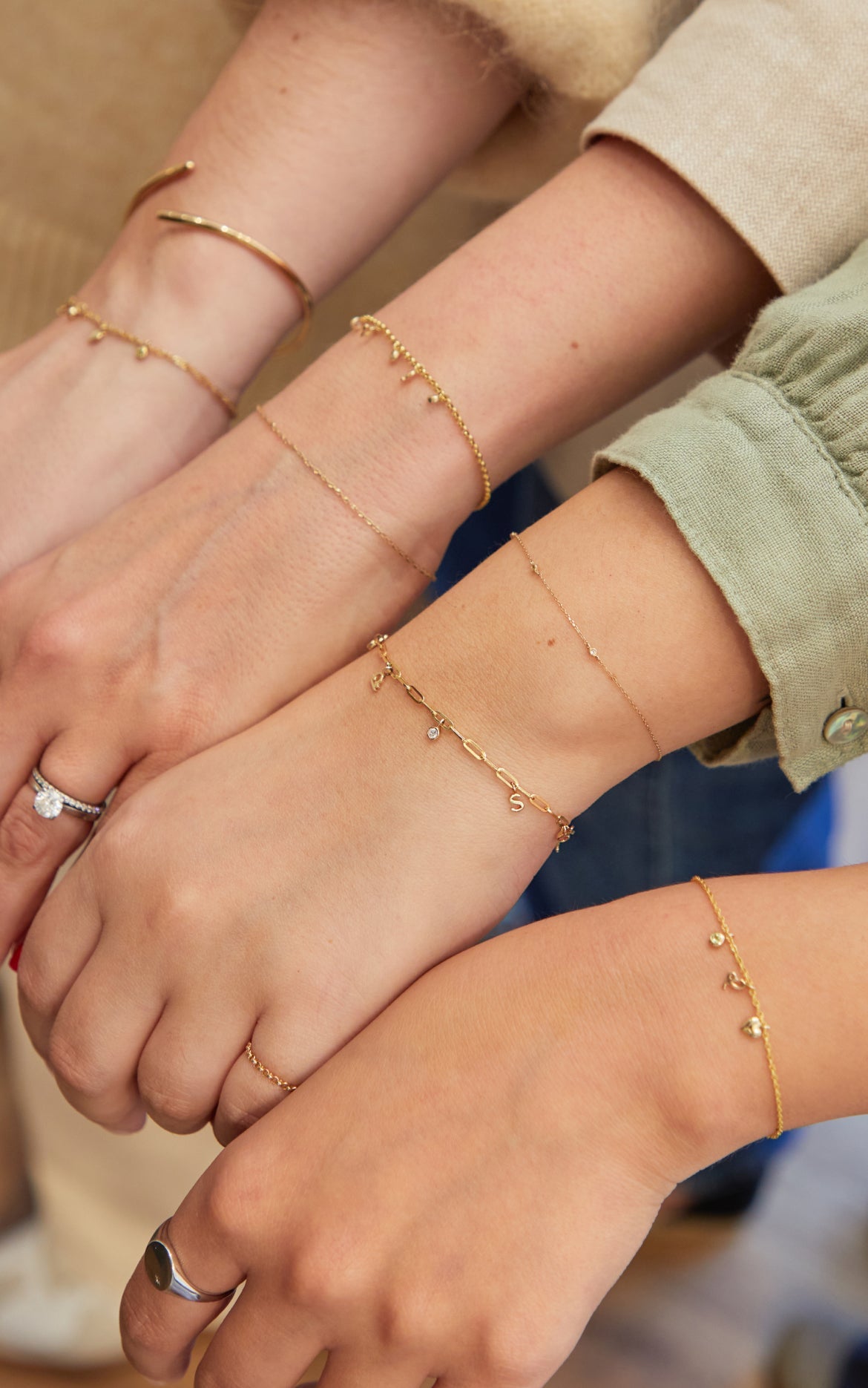 Footer_image_All_in-store_services_focus_-_Portrait_41dea115-92e3-41a6-8ee0-8bd24dc4b9d6-Astrid & Miyu