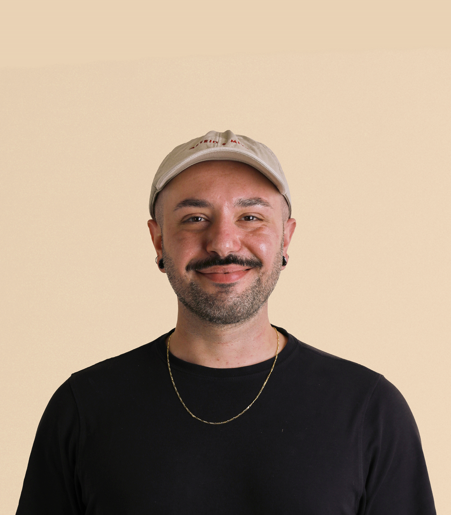 Head_Shots_-_Alfonso_Desktop_1-Astrid & Miyu