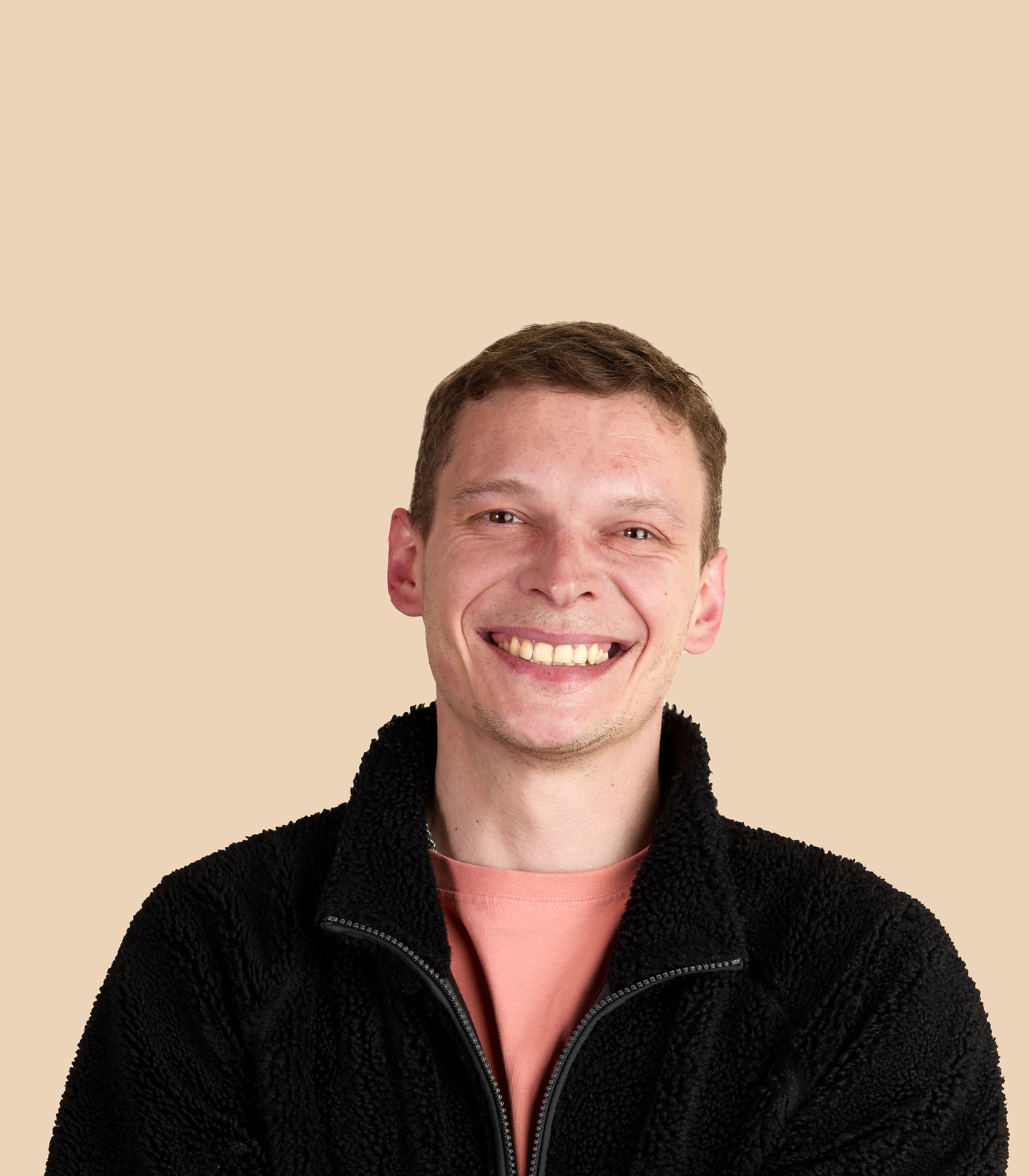 Head_Shots_-_Denis_Desktop_1-Astrid & Miyu