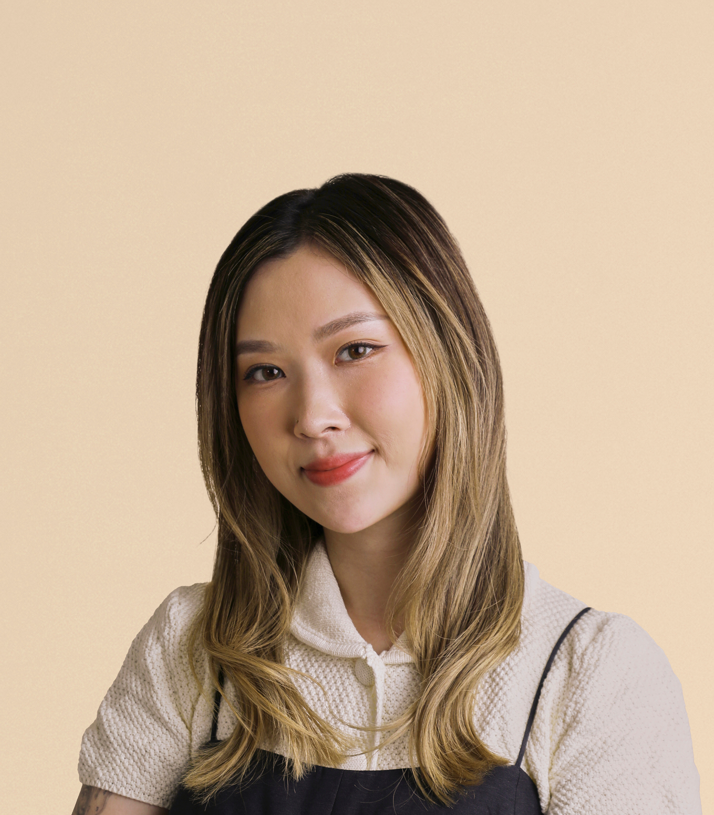 Head_Shots_-_Victoria_Desktop_1-Astrid & Miyu