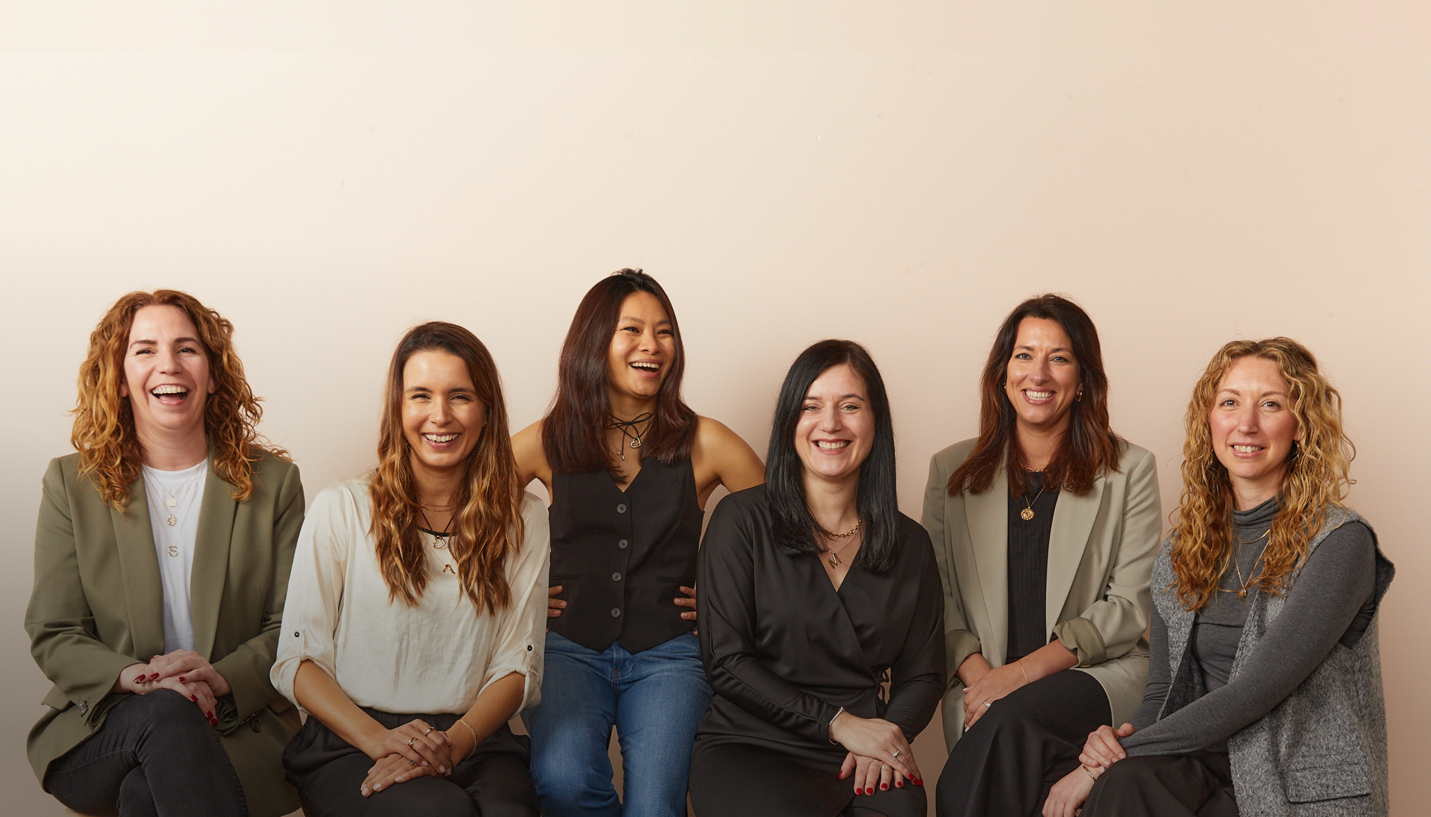 Hero_Desktop_2_656619cf-ff07-488d-89d5-7c9dc90bd824-Astrid & Miyu