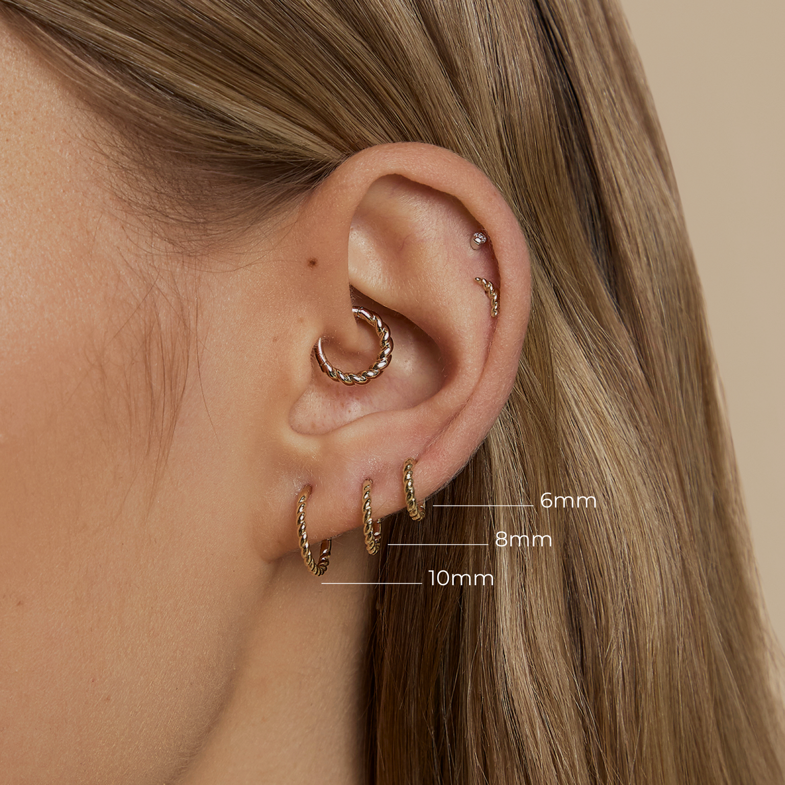 Twisted Rope Seamless Hoop in Solid Gold-Astrid & Miyu