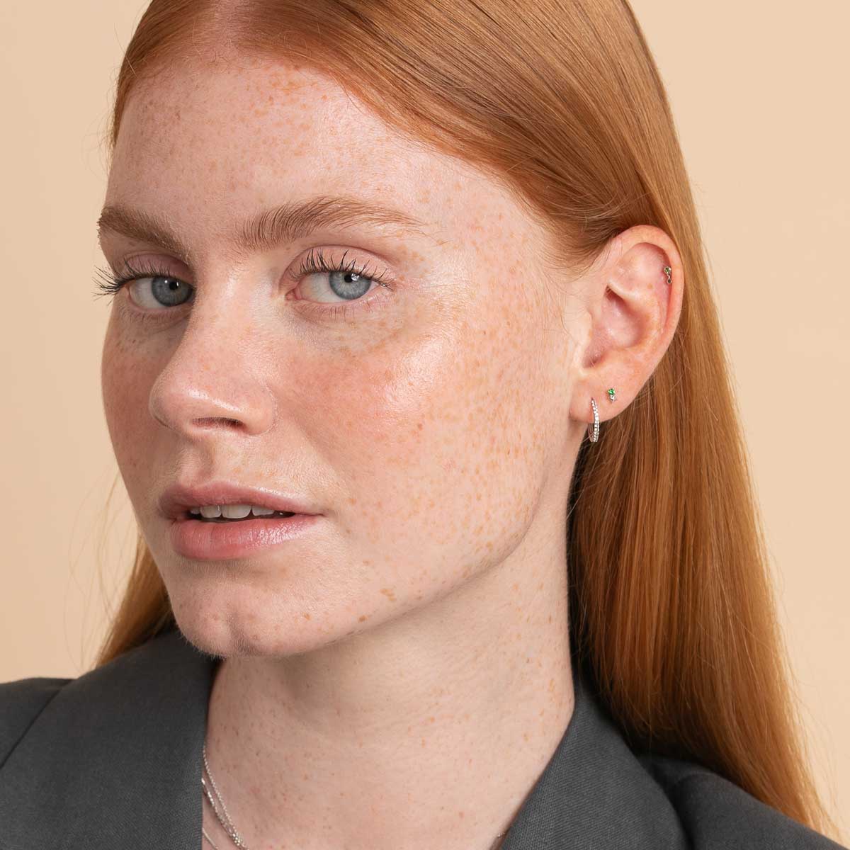 Birthstone Jewellery - May Tsavorite Birthstone Necklace in Solid White Gold - Pendant Necklace - Astrid & Miyu