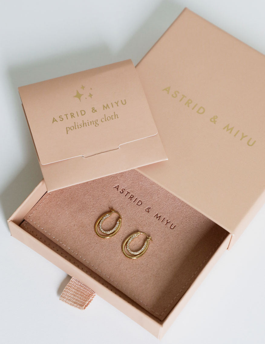 Packaging-mainline_6_93e140f1-deac-4303-9323-543f8b7726b9-Astrid & Miyu