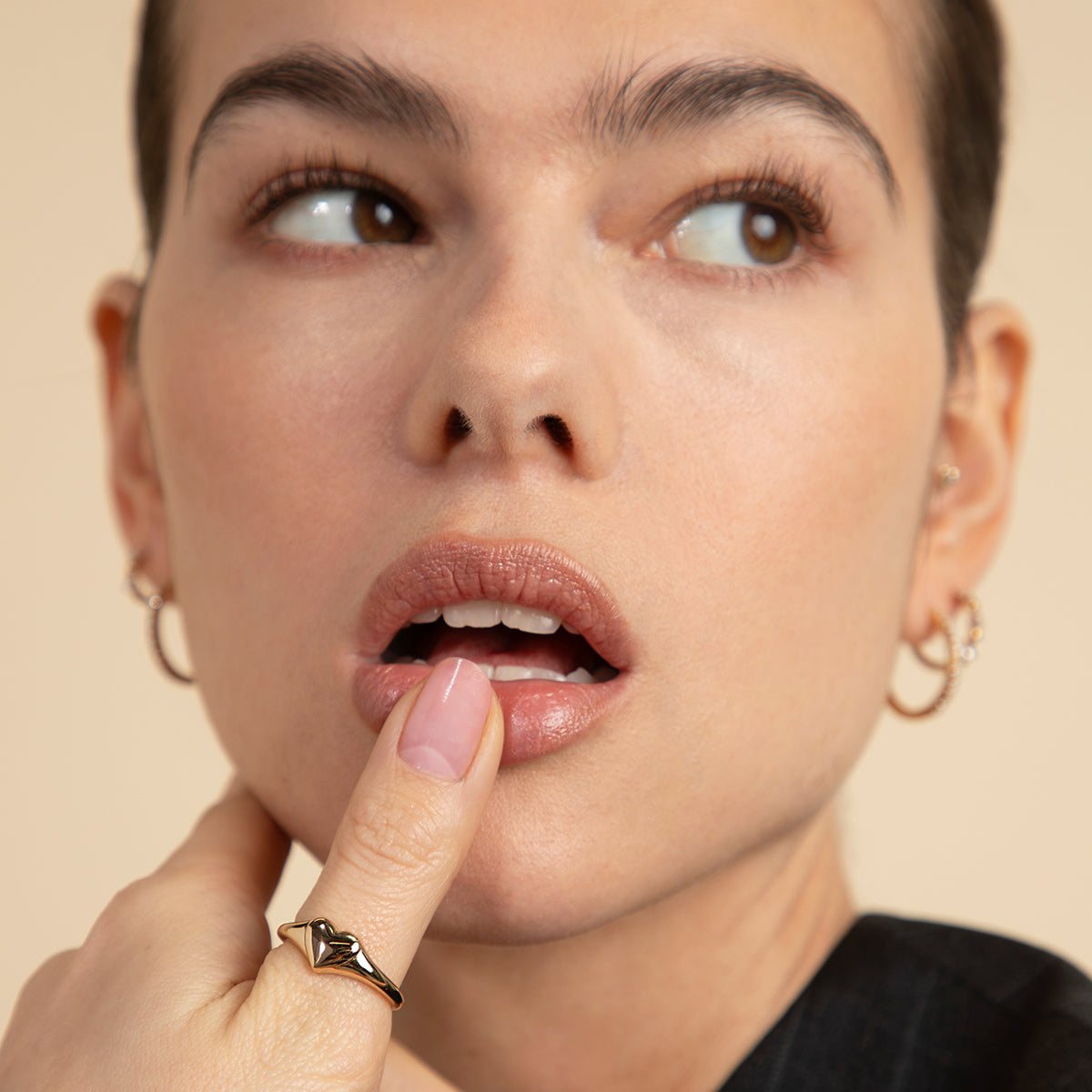 18k Gold Plated Jewellery - Heart Signet Ring in Gold - Signet Ring - Astrid & Miyu