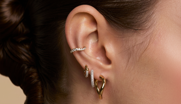 Q1_26_Announcement_Bar_20-Astrid & Miyu