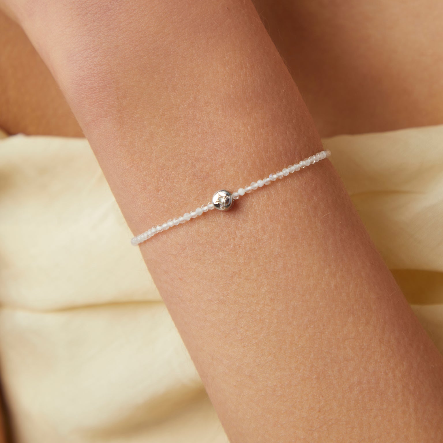 A&M Junior Collection - Cosmic Click Charm in 9k White Gold - Click Charm - Astrid & Miyu