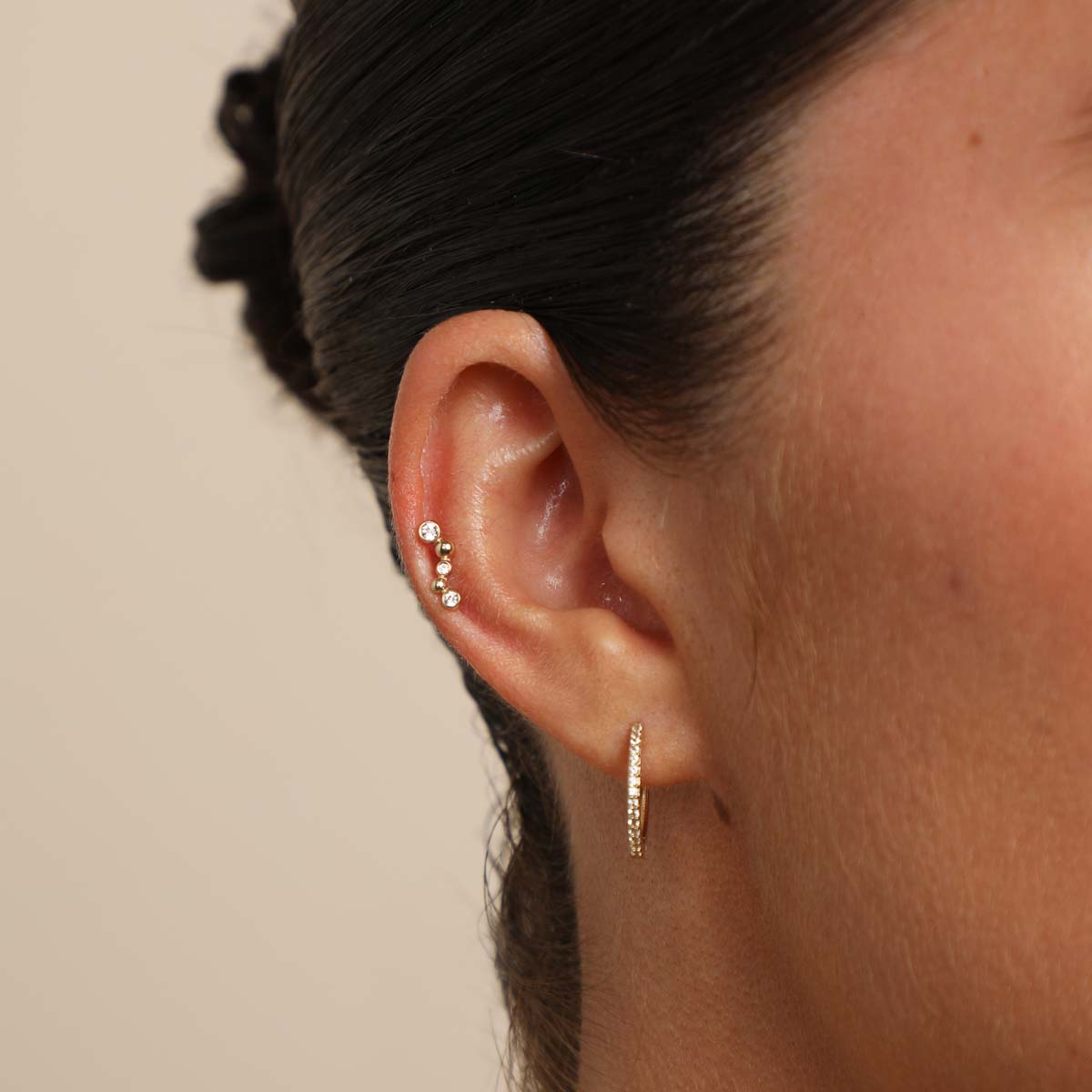 April White Topaz - Topaz Beaded Wave Piercing Stud in Solid Gold - Piercing Stud - Astrid & Miyu