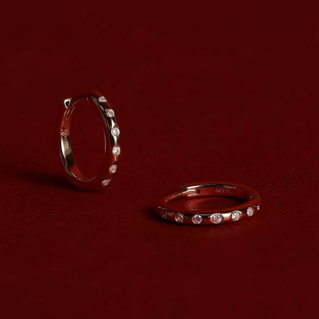 Rectangle_3651_1-Astrid & Miyu