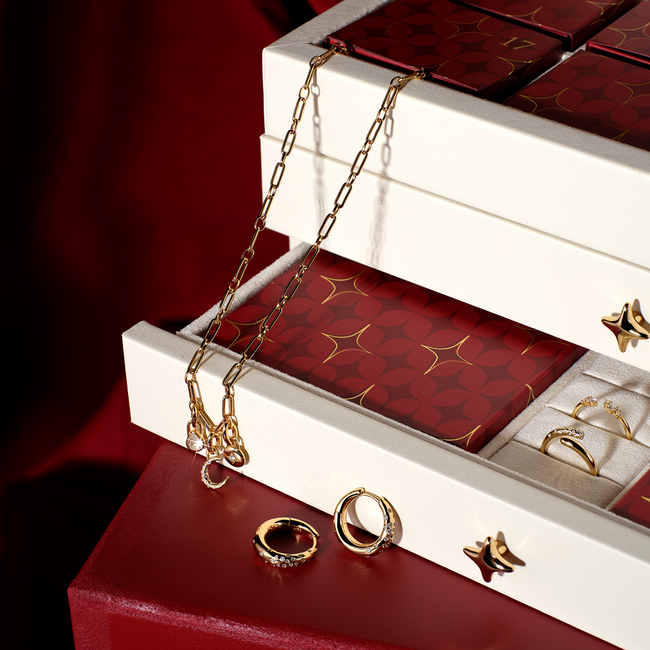 Rectangle_3654_a7cd9912-bfb2-4618-98a8-d5b25970ea59-Astrid & Miyu