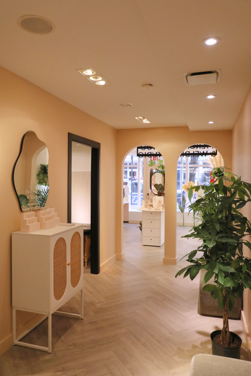 Warm_tones_1-Astrid & Miyu