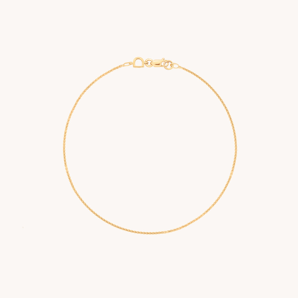 Shoreditch Story Chain Bracelet in Solid Gold-Astrid & Miyu