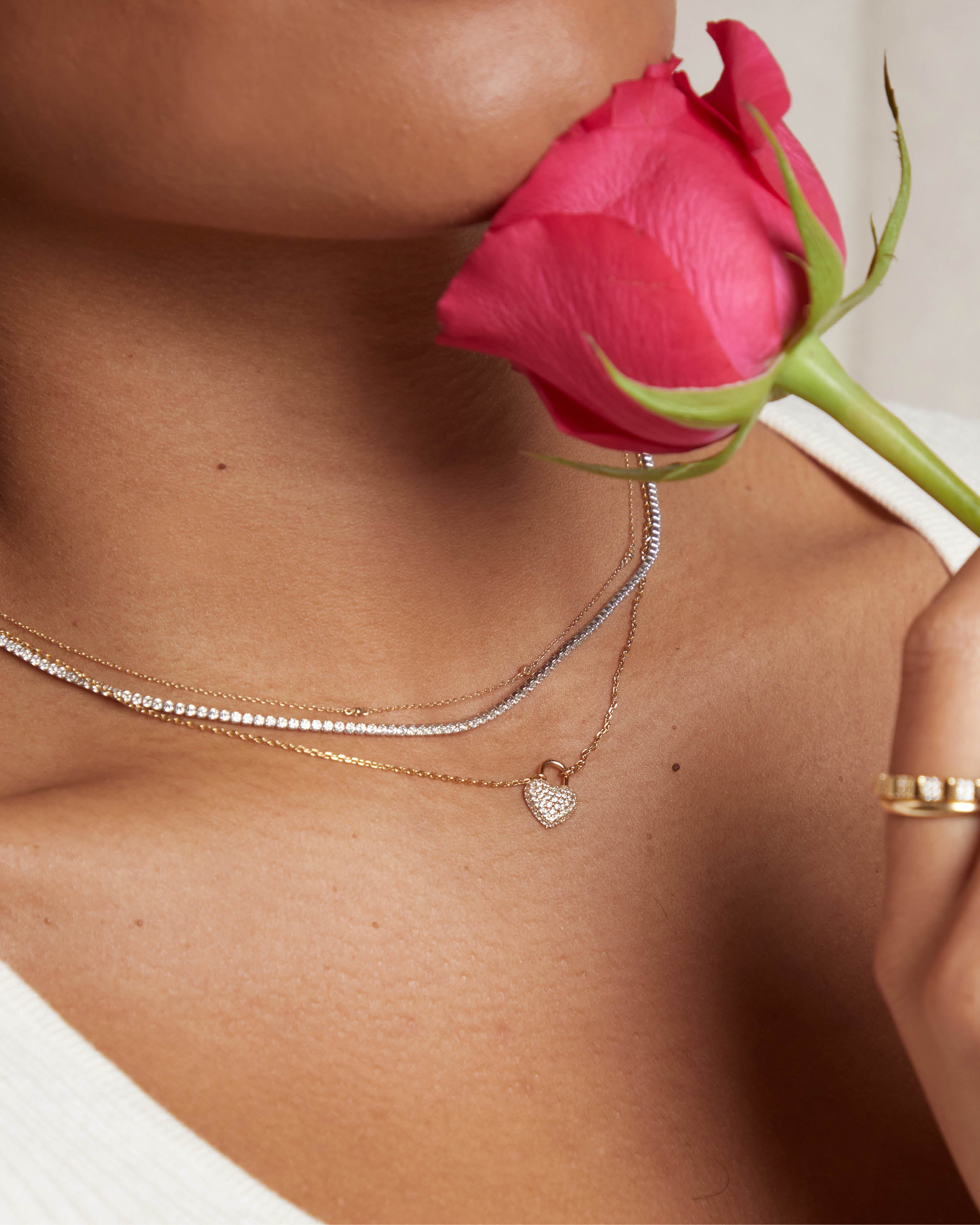 graphics2_bfe8db0d-a4f2-4052-91ec-3a26cf30cccb-Astrid & Miyu