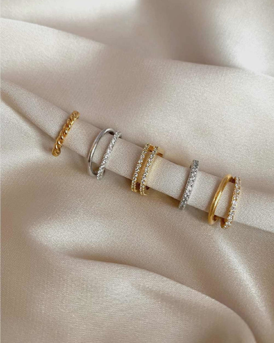 mixed-metals-mantra_1-Astrid & Miyu