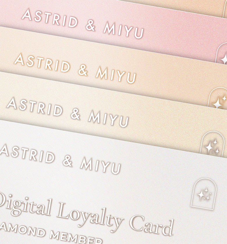 novel_wallet_pass_final_artwork_Updated_Loylaty_Colours_-33-Astrid & Miyu
