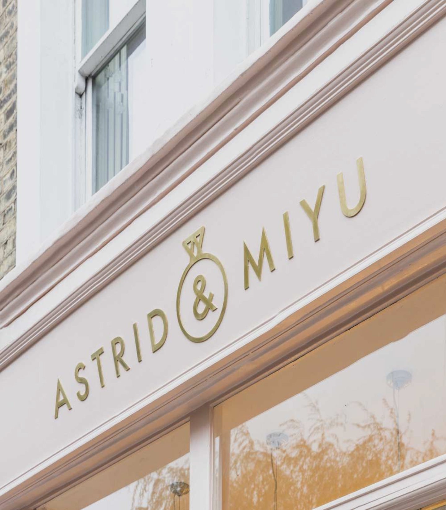 store-Astrid & Miyu