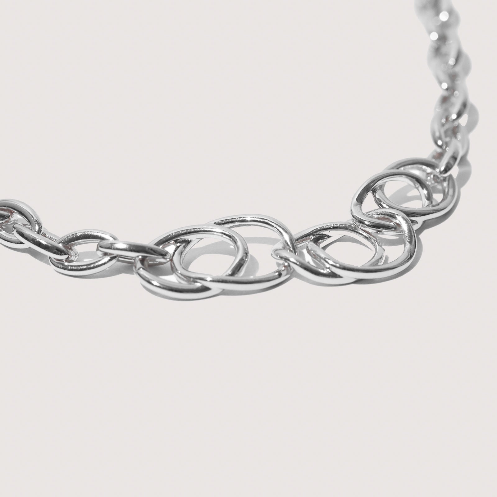 Orbit Chain Necklace in Silver close up shot