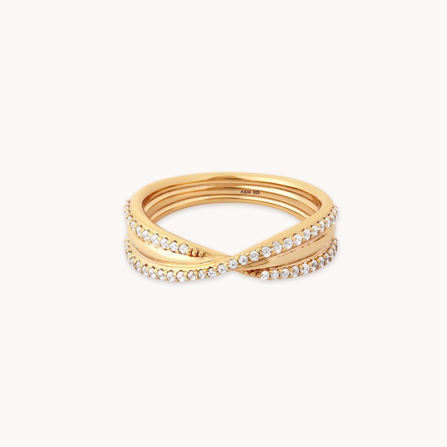 Twist Pavé Ring in Gold - Band Ring - Astrid & Miyu