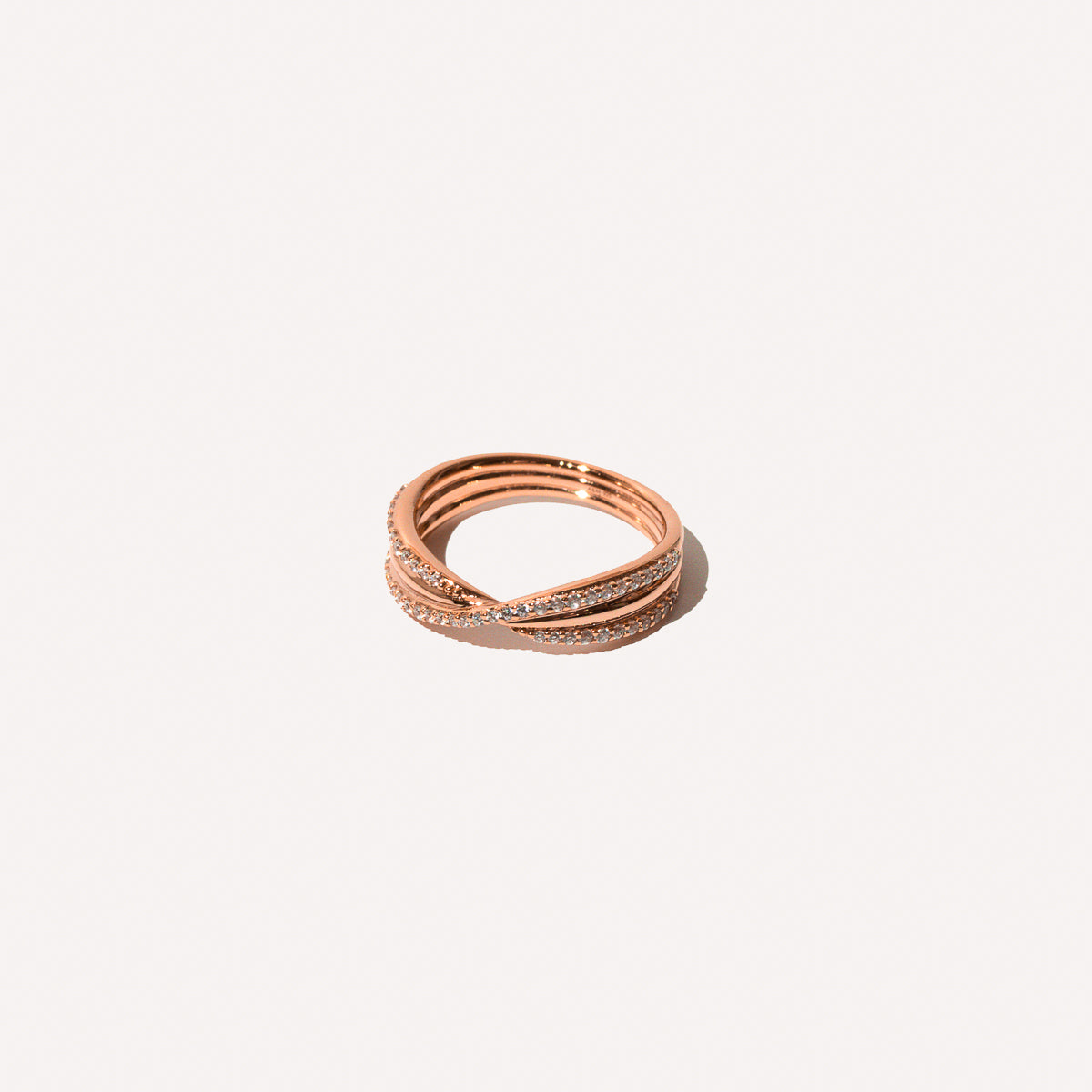 18k Rose Gold Plated Jewellery - Twist Pavé Ring in Rose Gold - Band Ring - Astrid & Miyu