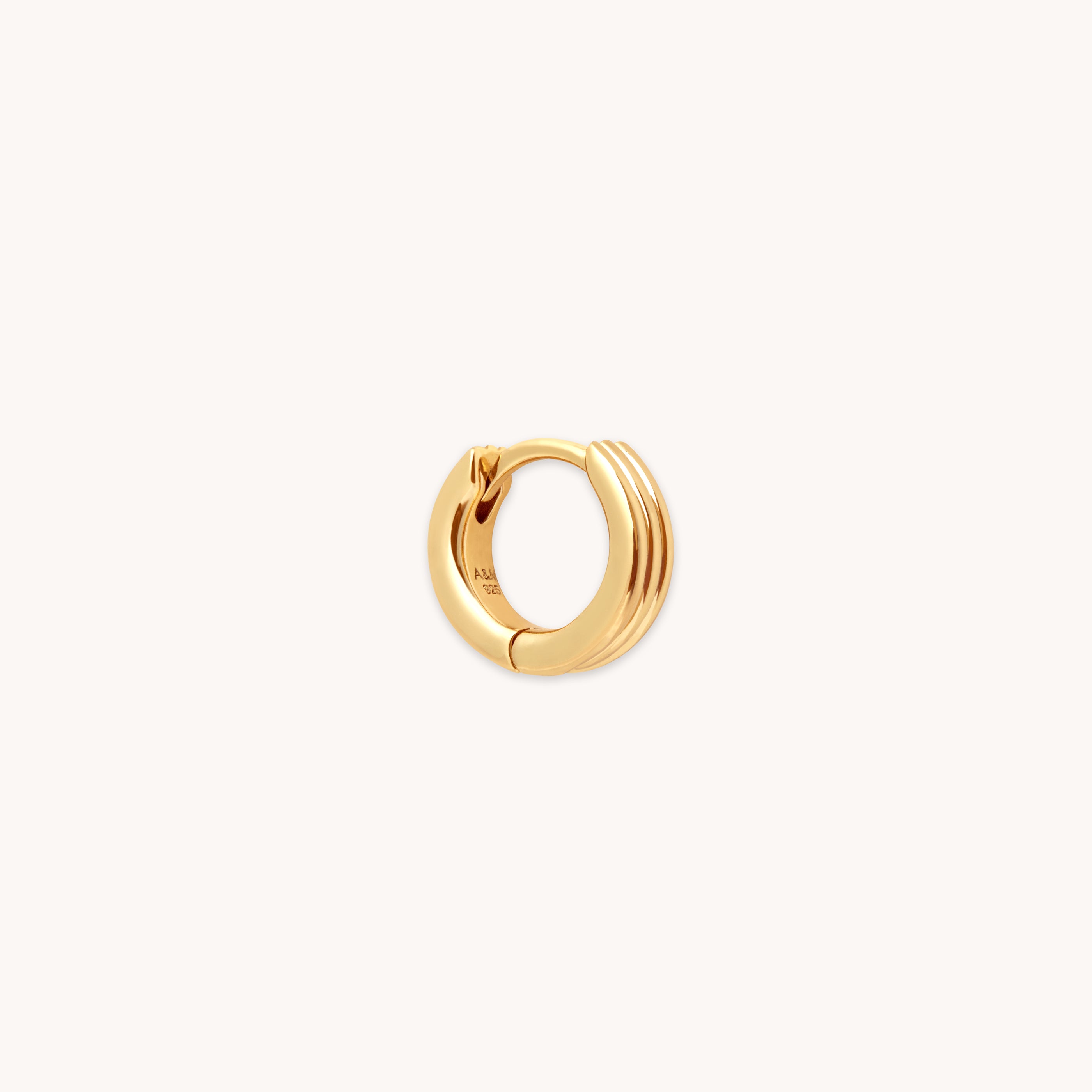 Pleated Hoop 6.5mm in Gold