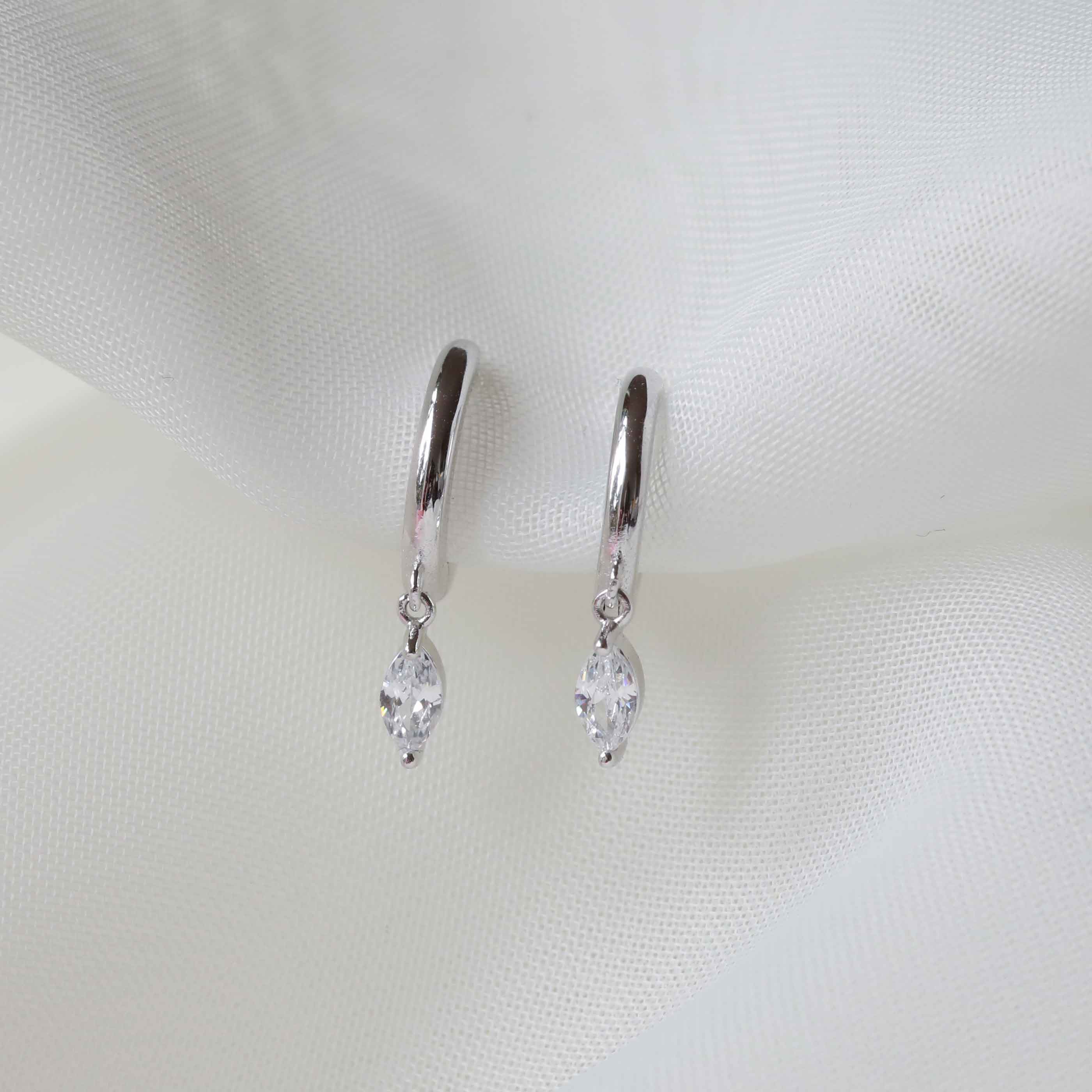 Core Collection SS23 - Navette Charm Huggies in Silver - Huggies - Astrid & Miyu