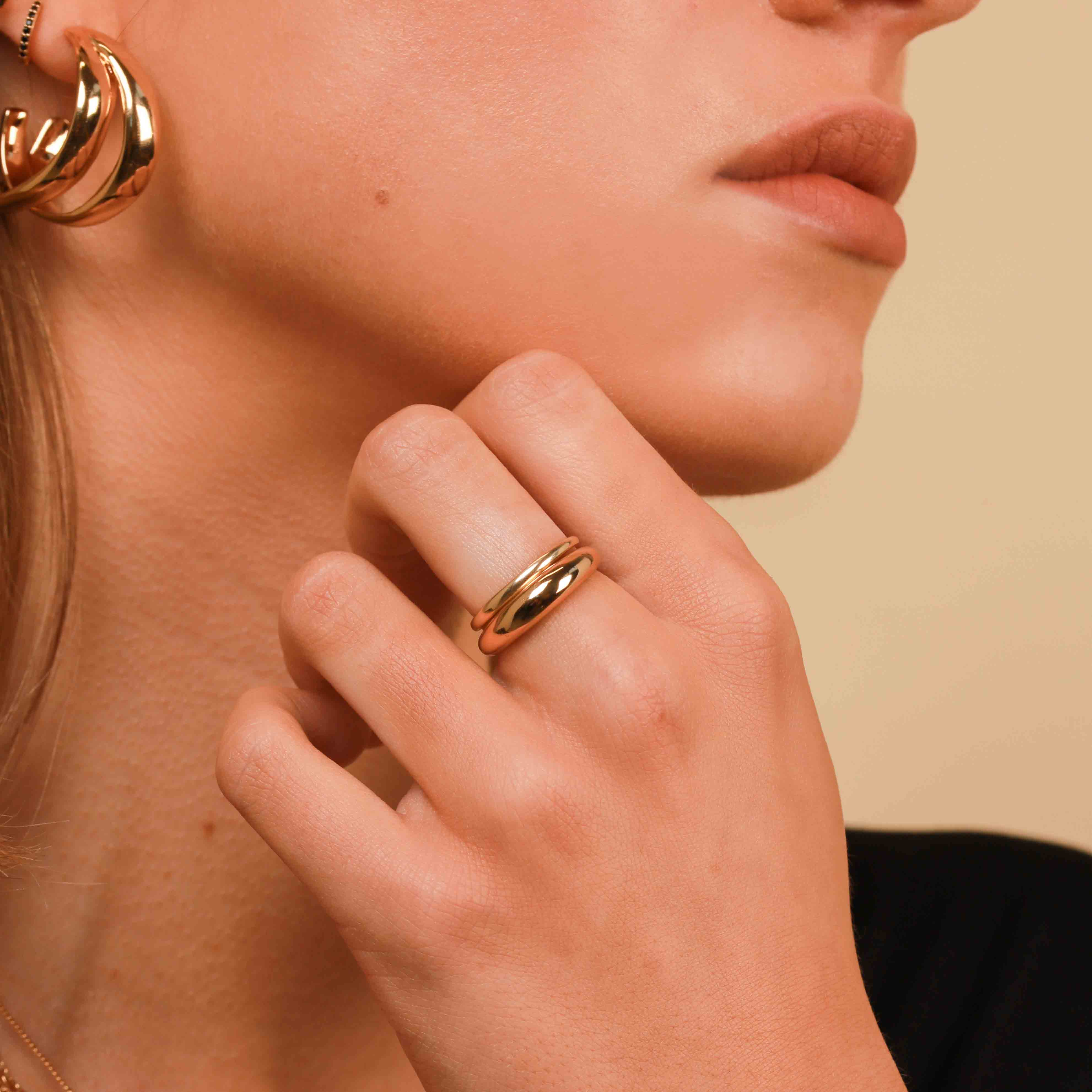 18k Gold Plated Jewellery - Essential Dome Ring in Gold - Band Ring - Astrid & Miyu