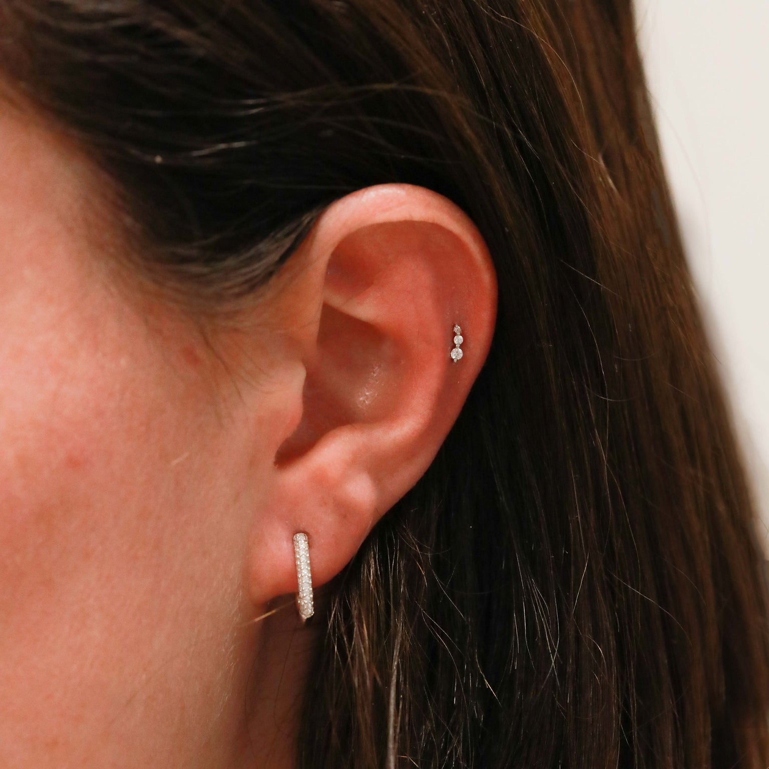 Conch Piercing Jewellery - Glimmer Crystal Barbell in Silver - Barbell Earring - Astrid & Miyu