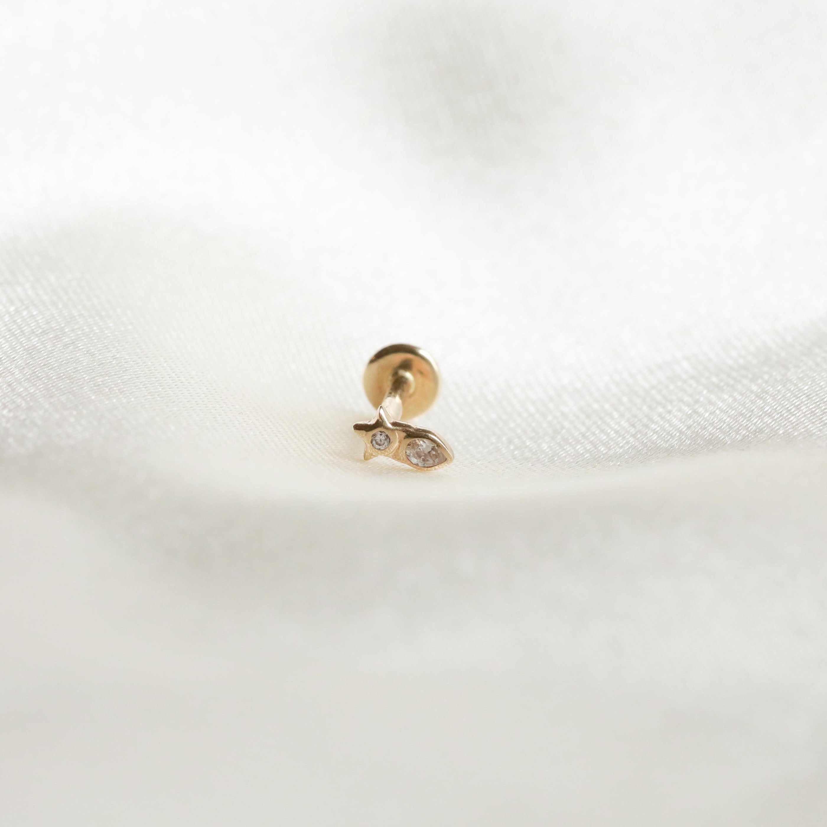 Conch Piercing Jewellery - Solid Gold Crystal Star Piercing Stud - Piercing Stud - Astrid & Miyu