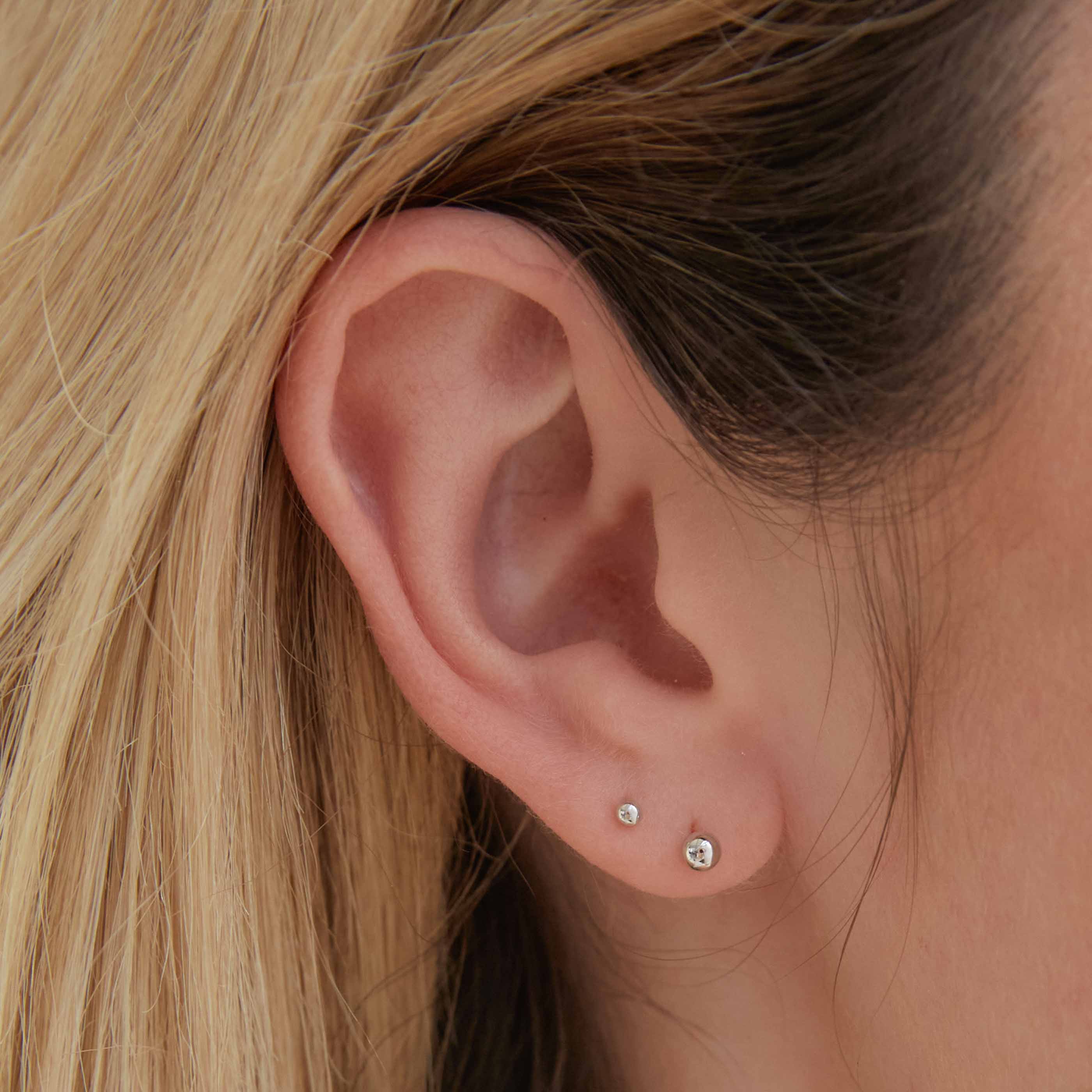 Conch Piercing Jewellery - Solid White Gold Small Ball Piercing Stud - Piercing Stud - Astrid & Miyu