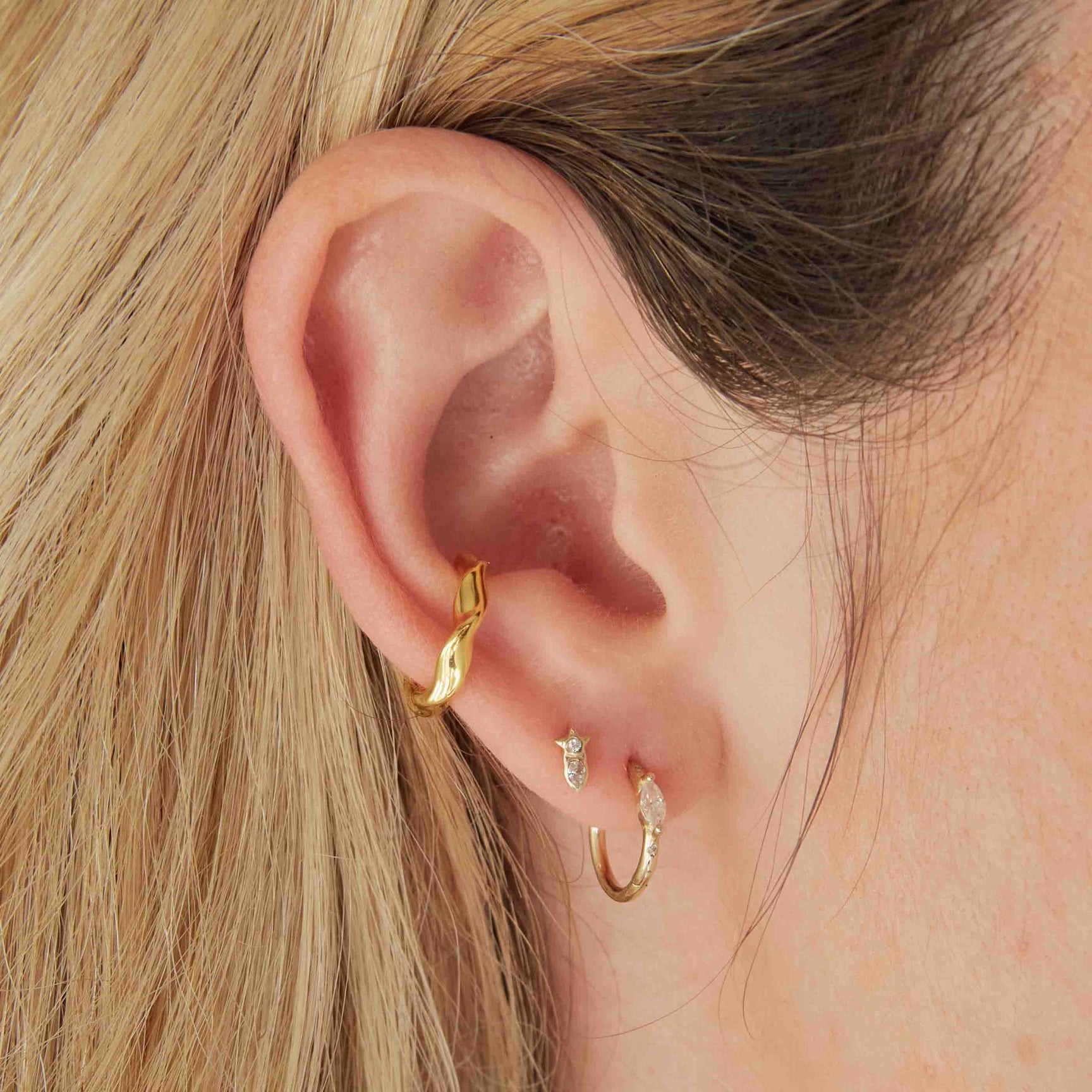 Conch Piercing Jewellery - Solid Gold Crystal Star Piercing Stud - Piercing Stud - Astrid & Miyu