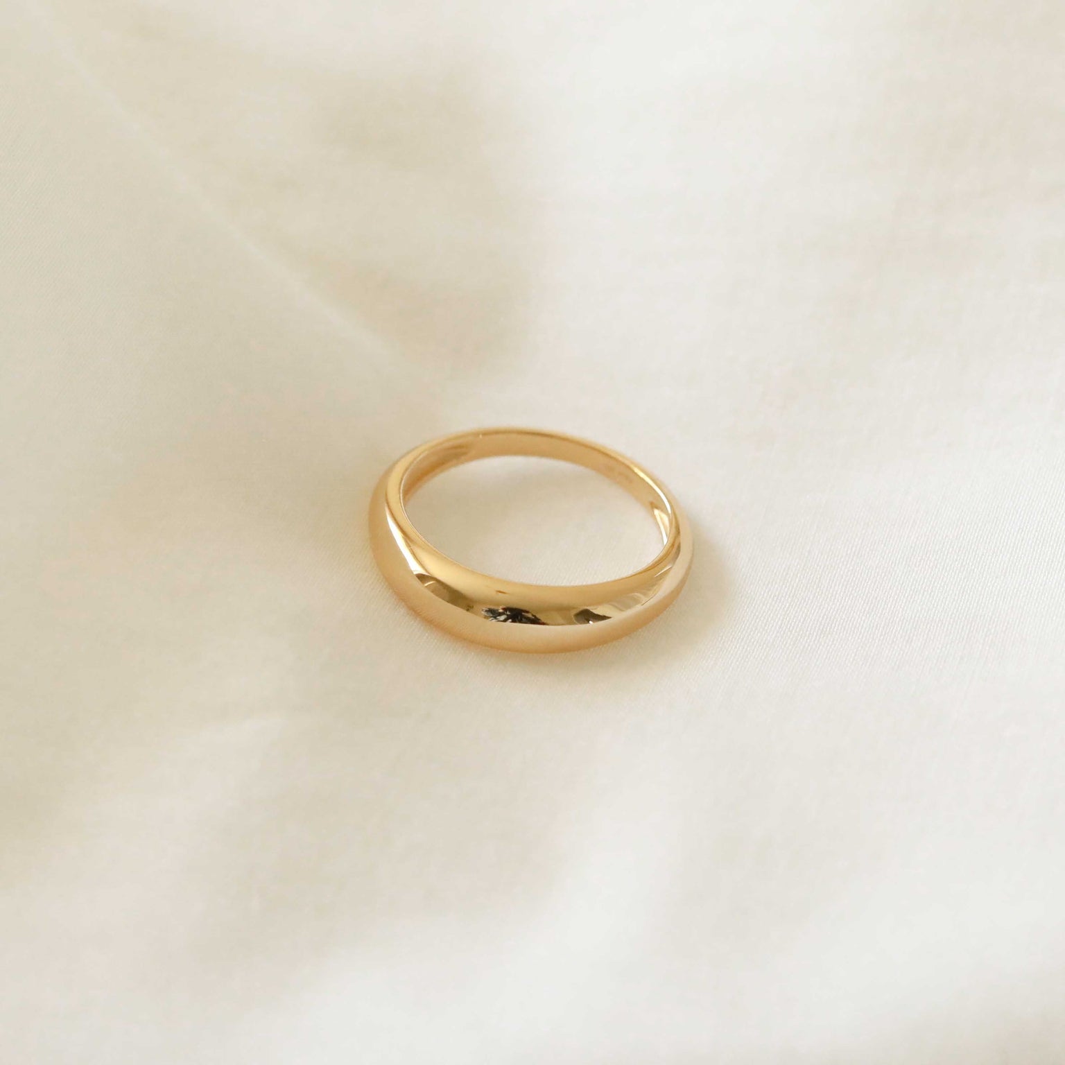 18k Gold Plated Jewellery - Essential Dome Ring in Gold - Band Ring - Astrid & Miyu
