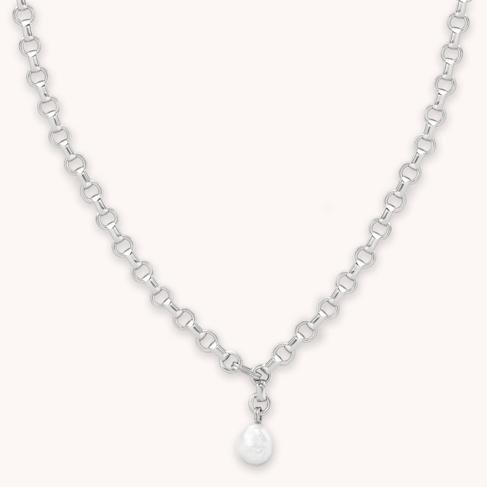 AM22-ENER-N-PL-S 2800 × 2800px Pearl Link Chain Necklace in Silver