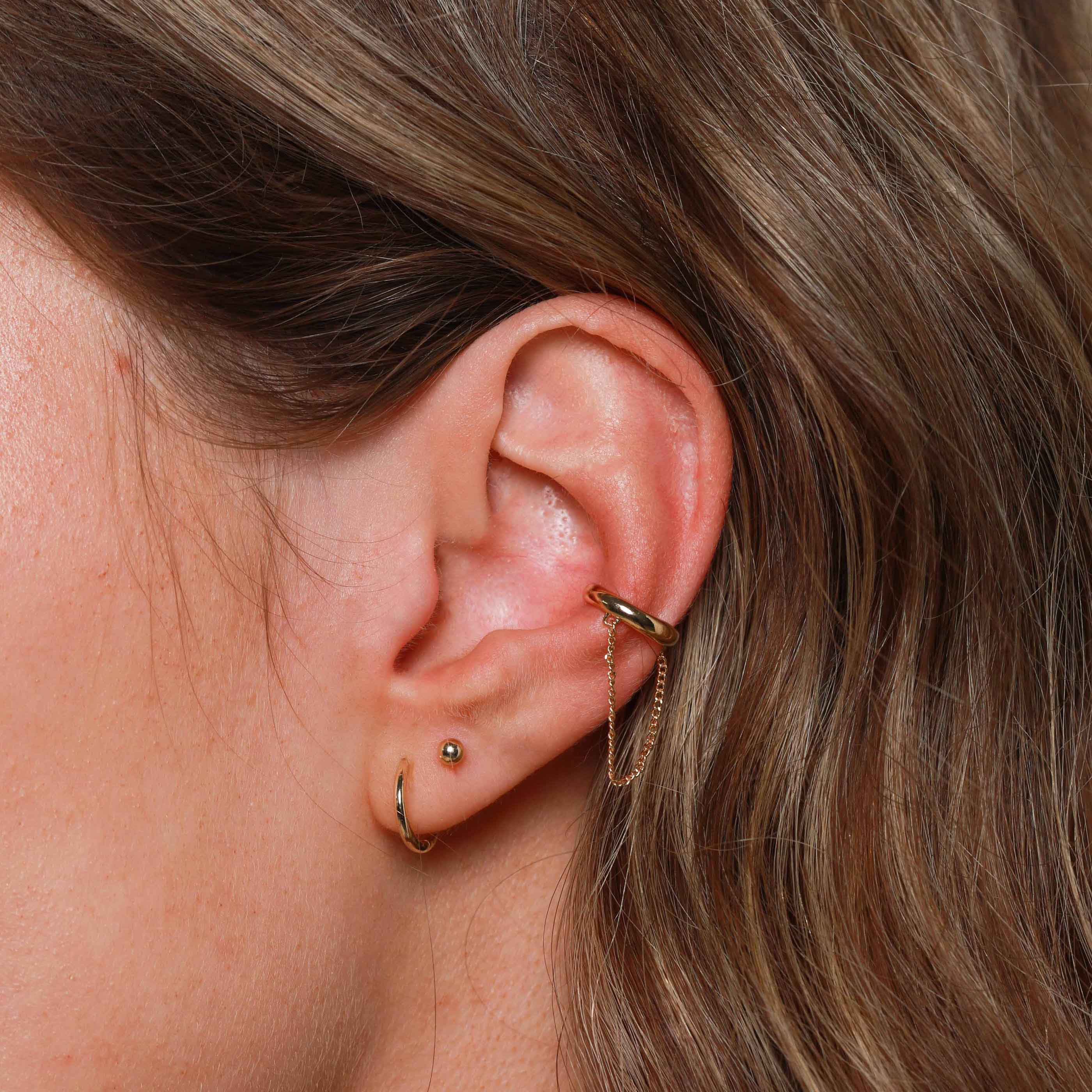 Gold Hoops - Simple Hoops in Solid Gold - Hoop Earrings - Astrid & Miyu